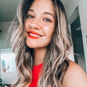 Meet your Posher, Alexa